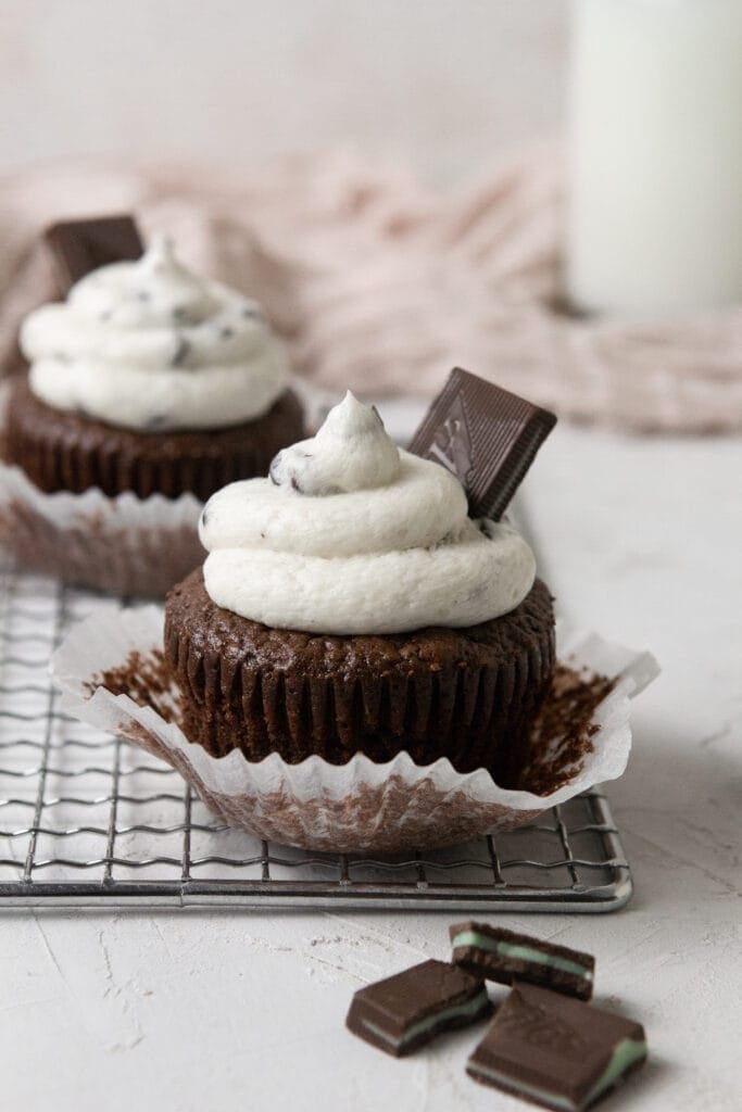 Mint Chocolate Chip Cupcakes