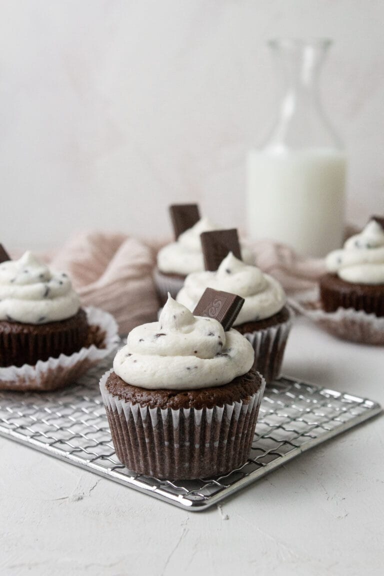 Mint Chocolate Chip Cupcakes