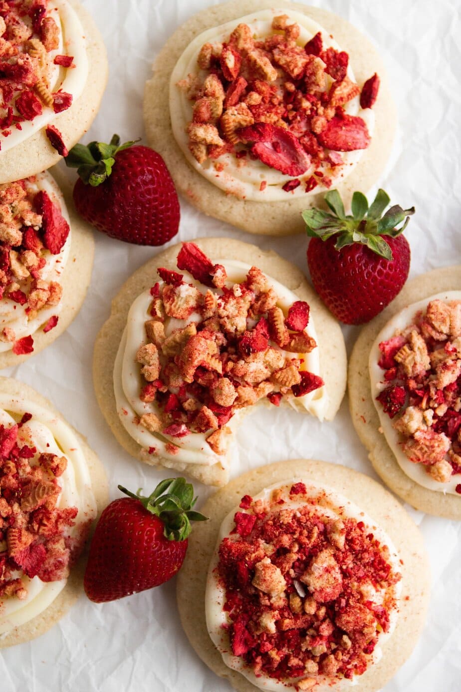 strawberry cheesecake cookies